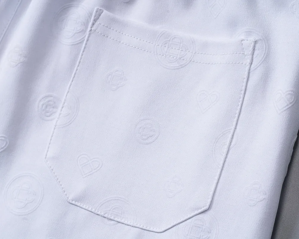 6658# 2026 spring and summer New Arrival men's round neck short-sleeved shorts suit, all-over flocking printed style, fashionable and handsome, comfortable fabric, rigorous workmanship, and neat wiring. Good upper body effect·Sizes M-3XL White